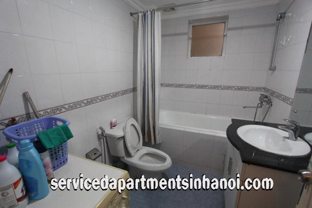 Căn hộ 2 phòng ngủ thuận tiện cho thuê gần phố Phan Chu Trinh, Hoàn Kiếm 1