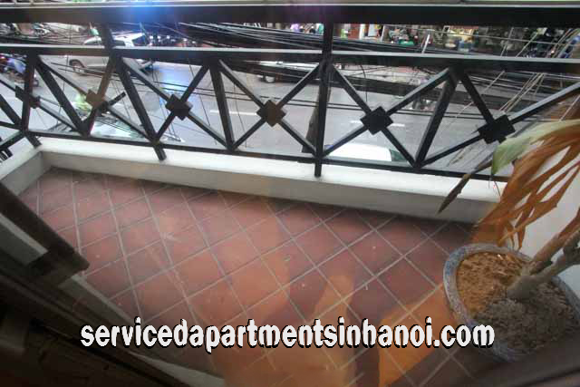 Căn hộ 2 phòng ngủ thuận tiện cho thuê gần phố Phan Chu Trinh, Hoàn Kiếm 2