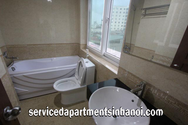 Căn hộ mới tân trang gồm 2 phòng ngủ cho thuê trên đường Đại Cồ Việt, Hai Bà Trưng 9