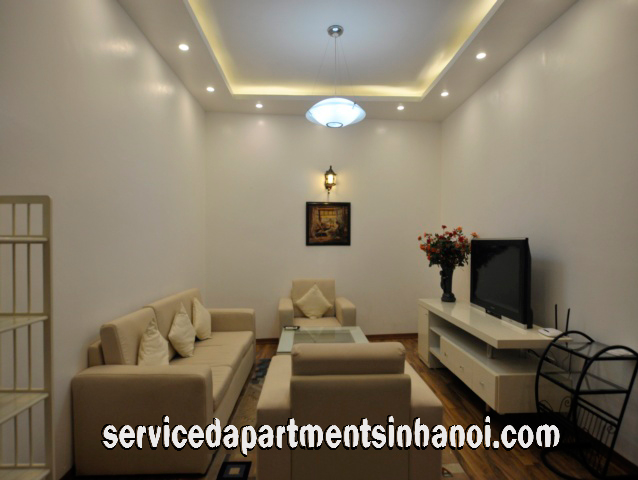 Cho thuê căn hộ dịch vụ đẹp 2 phòng ngủ tại Trúc Bạch, Ba Đình 2