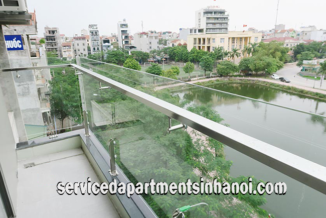 Căn hộ 1 ngủ cho thuê gần công viên nước Hồ Tây, View hồ 2