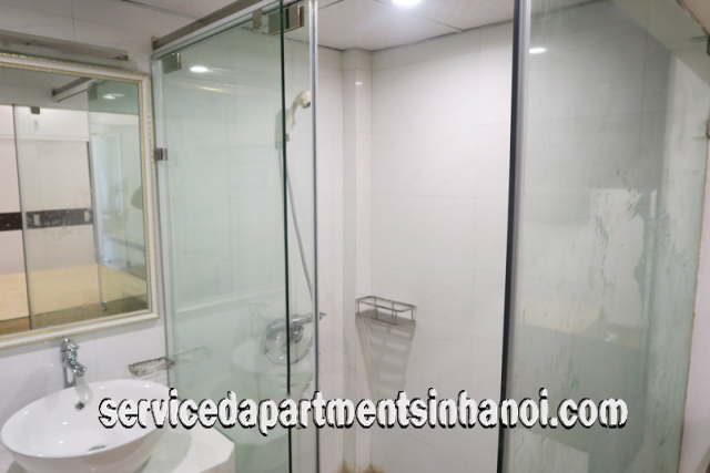 Cho thuê căn hộ 1 phòng ngủ mới tân trang trên đường Âu Cơ, Tây Hồ 6
