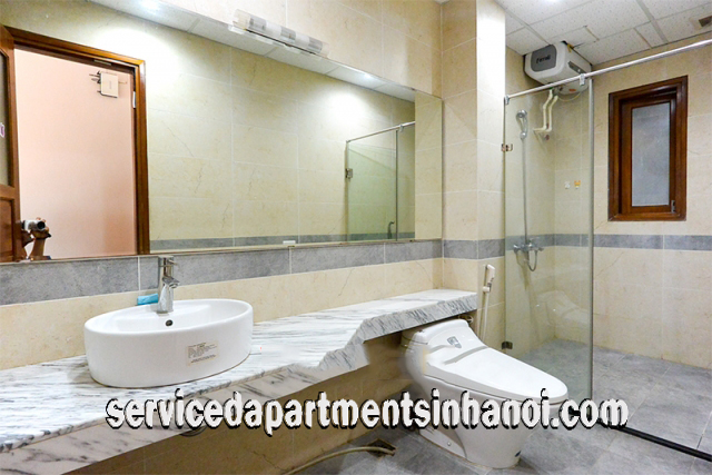 Căn hộ mới 1 phòng ngủ cho thuê trên đường Từ Hoa, Tây Hồ, View hồ Tây 1
