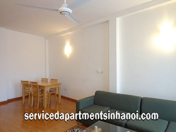 Căn hộ dịch vụ 2 phòng ngủ cho thuê ở Kim Mã, Ba Đình, View Hồ 5