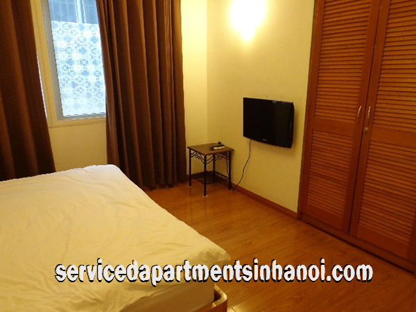 Căn hộ dịch vụ 2 phòng ngủ cho thuê ở Kim Mã, Ba Đình, View Hồ 7