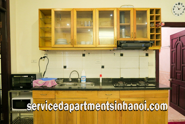 Cho thuê căn hộ 1 phòng ngủ rộng gần hồ Trúc Bạch 4