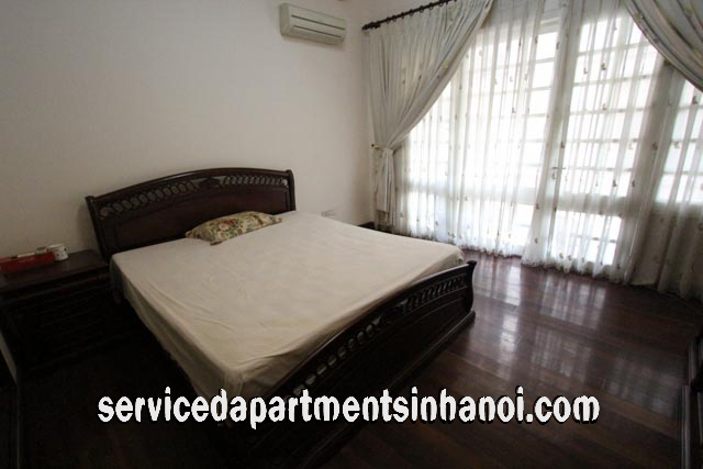 Cho thuê nhà riêng đẹp khu vực Trúc Bạch 10