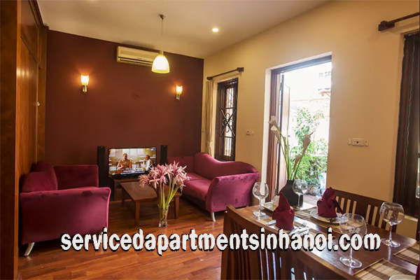 Cho thuê căn hộ cách hồ Hoàn Kiếm 300m 2