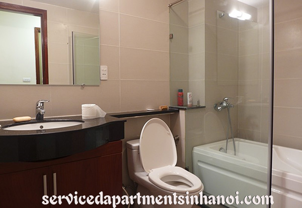 Cho thuê căn hộ 2 phòng ngủ, view hồ Tây tại phố Quảng An, Tây Hồ 10