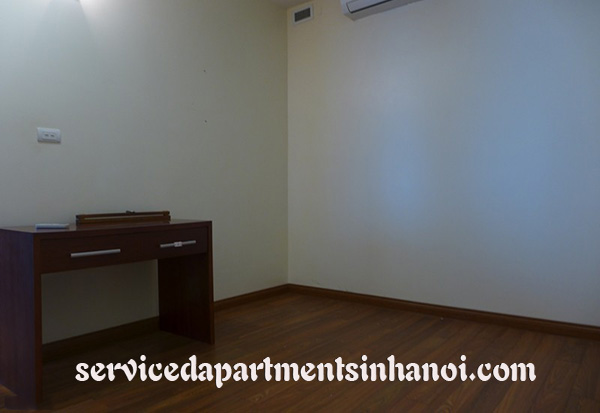 Cho thuê căn hộ 2 phòng ngủ, view hồ Tây tại phố Quảng An, Tây Hồ 9