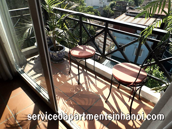 Cho thuê căn hộ dịch vụ 2 phòng ngủ gần Hồ Tây 5