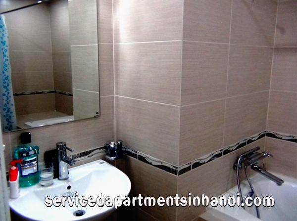 Cho thuê căn hộ dịch vụ 1 phòng ngủ phố Hòa Mã 10