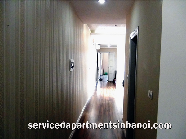 Cho thuê căn hộ dịch vụ 1 phòng ngủ phố Hòa Mã 5