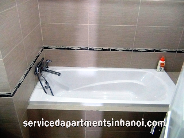 Cho thuê căn hộ dịch vụ 1 phòng ngủ phố Hòa Mã 9