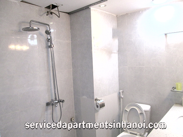 Cho thuê căn hộ dịch vụ 2 phòng ngủ gần hồ Thiền Quang 7