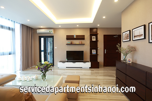 Cho thuê căn hộ sang trọng, mặt hồ Tây, giá hợp lý 1