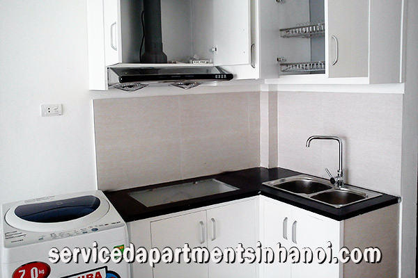 Chính chủ cho thuê căn hộ 1 phòng ngủ view Hồ Tây 4