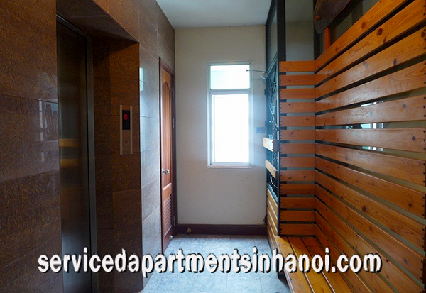 Cho thuê căn hộ Dịch vụ đẹp 2 phòng ngủ tại Yên Phụ, Tây Hồ 1