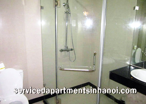Cho thuê căn hộ dịch vụ 1 phòng ngủ rộng gần Láng Hạ và Trung Hòa Nhân Chính 5