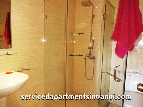 Cho thuê căn hộ dịch vụ 2 phòng ngủ hiện đại cạnh hồ Ba Mẫu 8