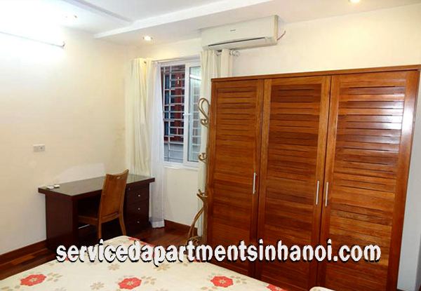 Cho thuê căn hộ dịch vụ gần Lotte phố Kim Mã 1