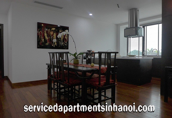 Cho thuê căn hộ cao cấp 4 phòng ngủ phố Đặng Thai Mai, Tây Hồ 3