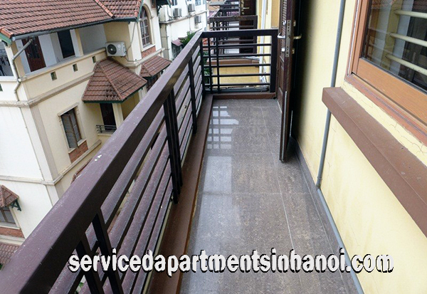 Cho thuê căn hộ 01 Phòng ngủ ban công đẹp trên phố Tô Ngọc Vân, Tây Hồ 5
