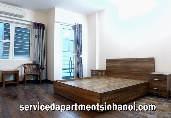 Chính chủ cho thuê căn hộ dịch vụ 4 phòng ngủ trên đường Thụy Khuê 5