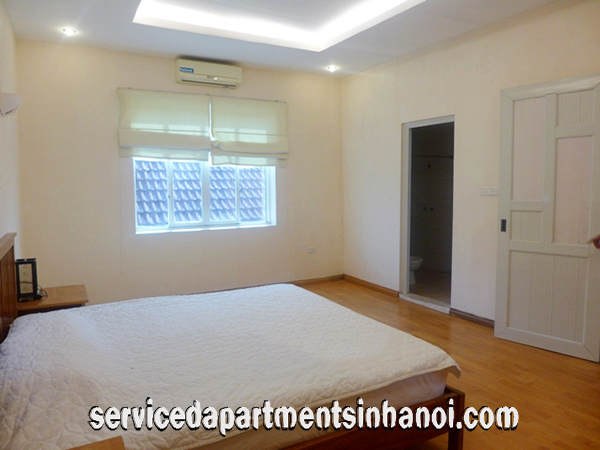 Cho thuê căn hộ 3 phòng ngủ giá rẻ gần Xuân Diệu, Tây Hồ 2