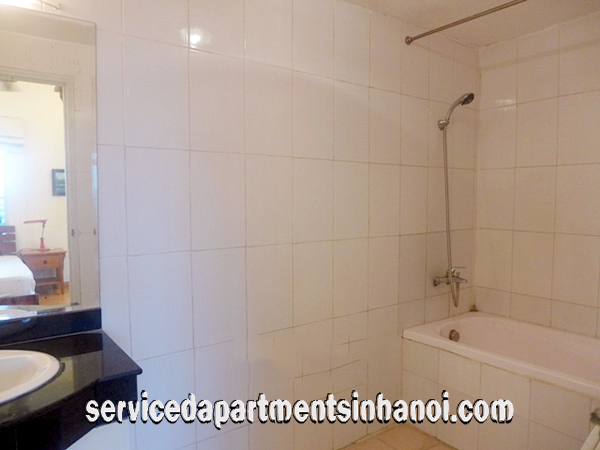 Cho thuê căn hộ 3 phòng ngủ giá rẻ gần Xuân Diệu, Tây Hồ 3