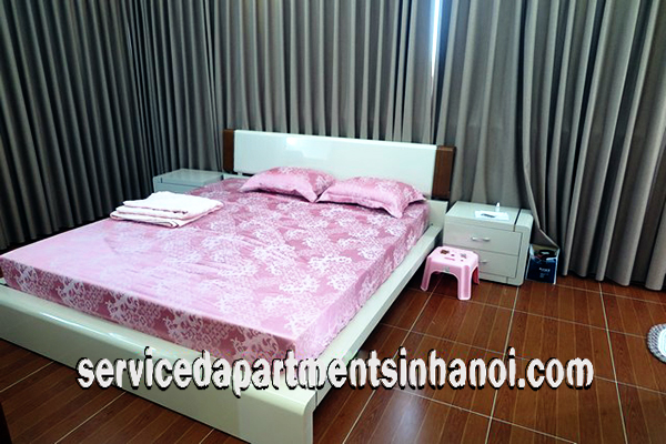 Cho thuê căn hộ dịch vụ mới 2 phòng ngủ gần Hàng Bông 8