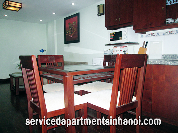 Căn hộ dịch vụ tiện nghi phường Trúc Bạch, giá 480$/tháng 2