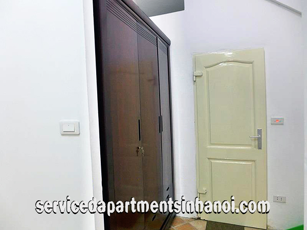 Cho thuê căn hộ studio giá rẻ ở đường Xuân Diệu, Tây Hồ, giá 350USD/tháng 5