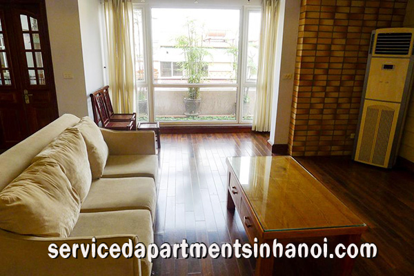 Cho thuê căn hộ dịch vụ 2 phòng ngủ tại phố Yên Phụ, quận Tây Hồ 1