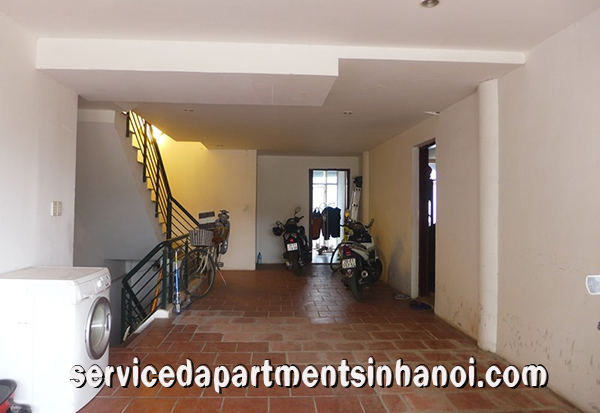 Cho thuê căn hộ 3 phòng ngủ tại đường Tô Ngọc Vân, Tây Hồ 8