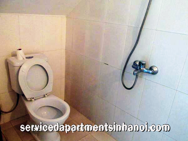 Căn hộ Cho thuê 2 phòng ngủ, giá rẻ gần Hồ Hoàn Kiếm 1