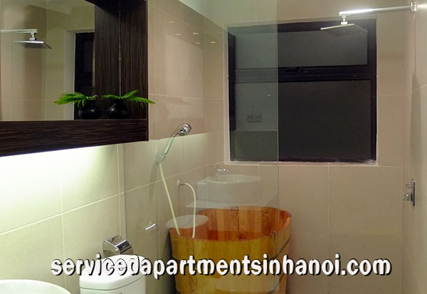 Chính chủ cho thuê căn hộ 2 phòng ngủ sang trọng tại Lê Thánh Tông 8