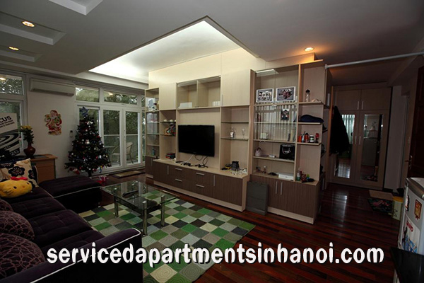 Cho thuê căn hộ dịch vụ có ban công đẹp gần Hoàn Kiếm 2