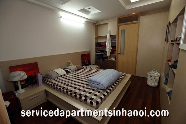 Cho thuê căn hộ dịch vụ có ban công đẹp gần Hoàn Kiếm 4