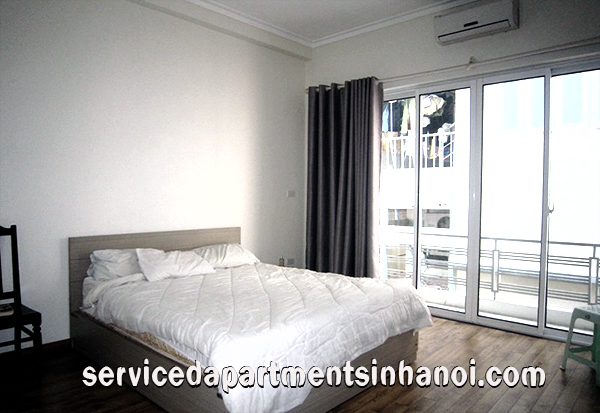 Cho thuê căn hộ dịch vụ tại đường Đặng Thai Mai,Tây Hồ giá 500$/tháng 7