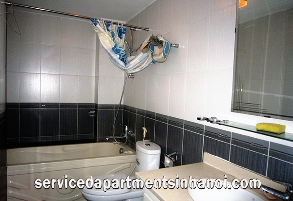 Cho thuê căn hộ dịch vụ tại đường Đặng Thai Mai,Tây Hồ giá 500$/tháng 9