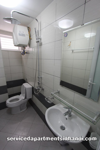 Cho thuê căn hộ dịch vụ 2 phòng ngủ hoàn toàn mới gần công viên Thống Nhất, Hai Bà Trưng 1