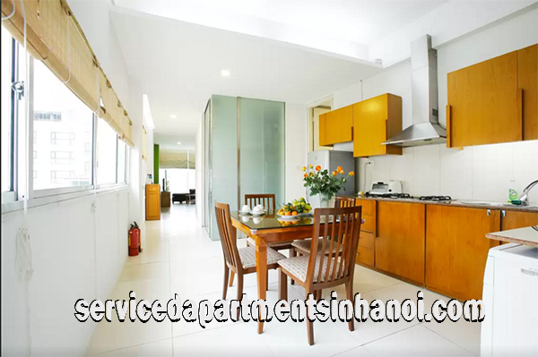 Cho thuê căn hộ dịch vụ 1 phòng ngủ cỡ lớn, nhiều ánh sáng trên đường Quán Thánh, Hoàn Kiếm 4