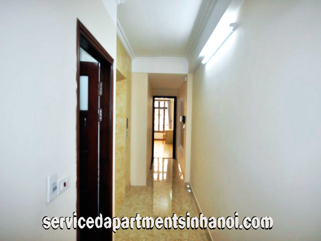 Cho thuê căn hộ dịch vụ 1 phòng ngủ hiện đại tại phố Văn Cao, Ba Đình 4
