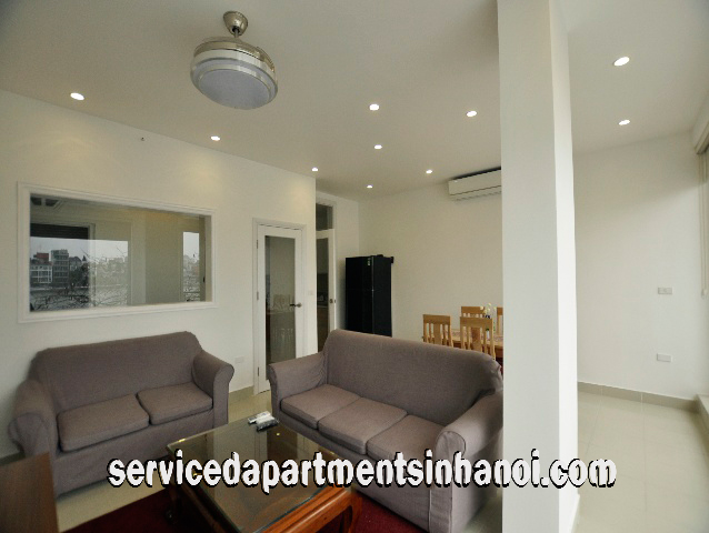 Cho thuê căn hộ dịch vụ 2 phòng ngủ hướng hồ trên đường Xuân Diệu, Tây Hồ 4
