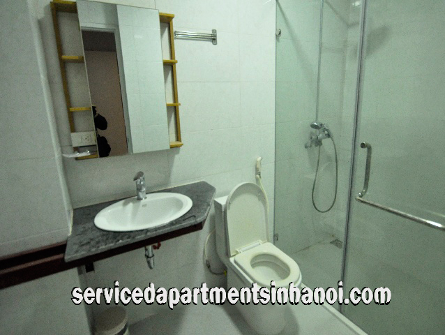 Cho thuê căn hộ dịch vụ 2 phòng ngủ hướng hồ trên đường Xuân Diệu, Tây Hồ 9