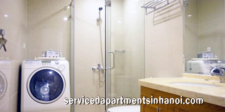 Cho thuê căn hộ lớn với 2 phòng ngủ tại tòa nhà R2, khu đô thị Royal City,quận Thanh Xuân 6