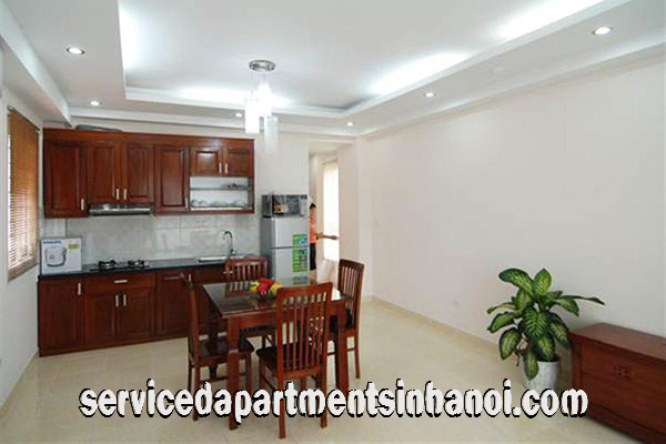 Cho thuê căn hộ dịch vụ 1 phòng ngủ khu vực hồ Trúc Bạch 1