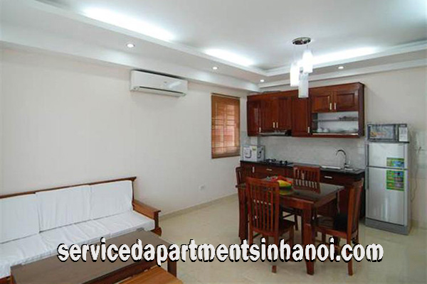 Cho thuê căn hộ dịch vụ 1 phòng ngủ khu vực hồ Trúc Bạch 5