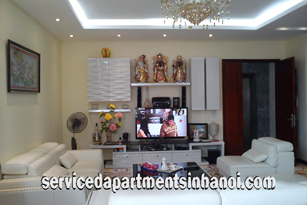 Cho thuê căn hộ dịch vụ 4 phòng ngủ nhìn ra Hồ Tây 6